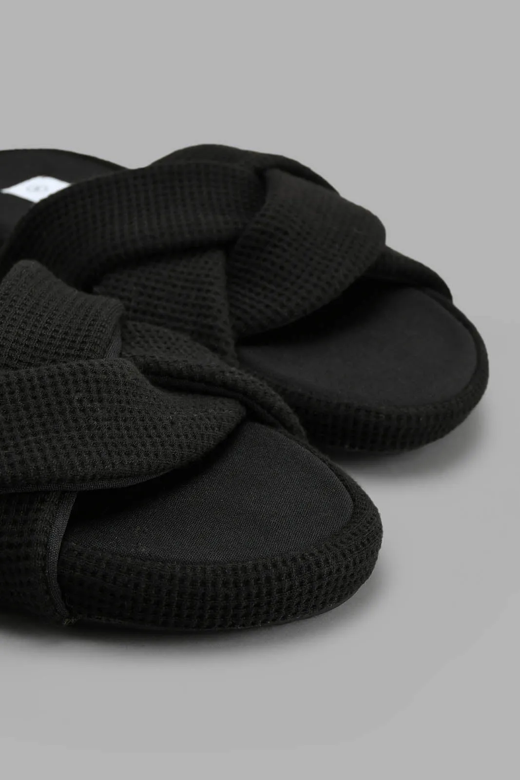 Black Textured Slipper