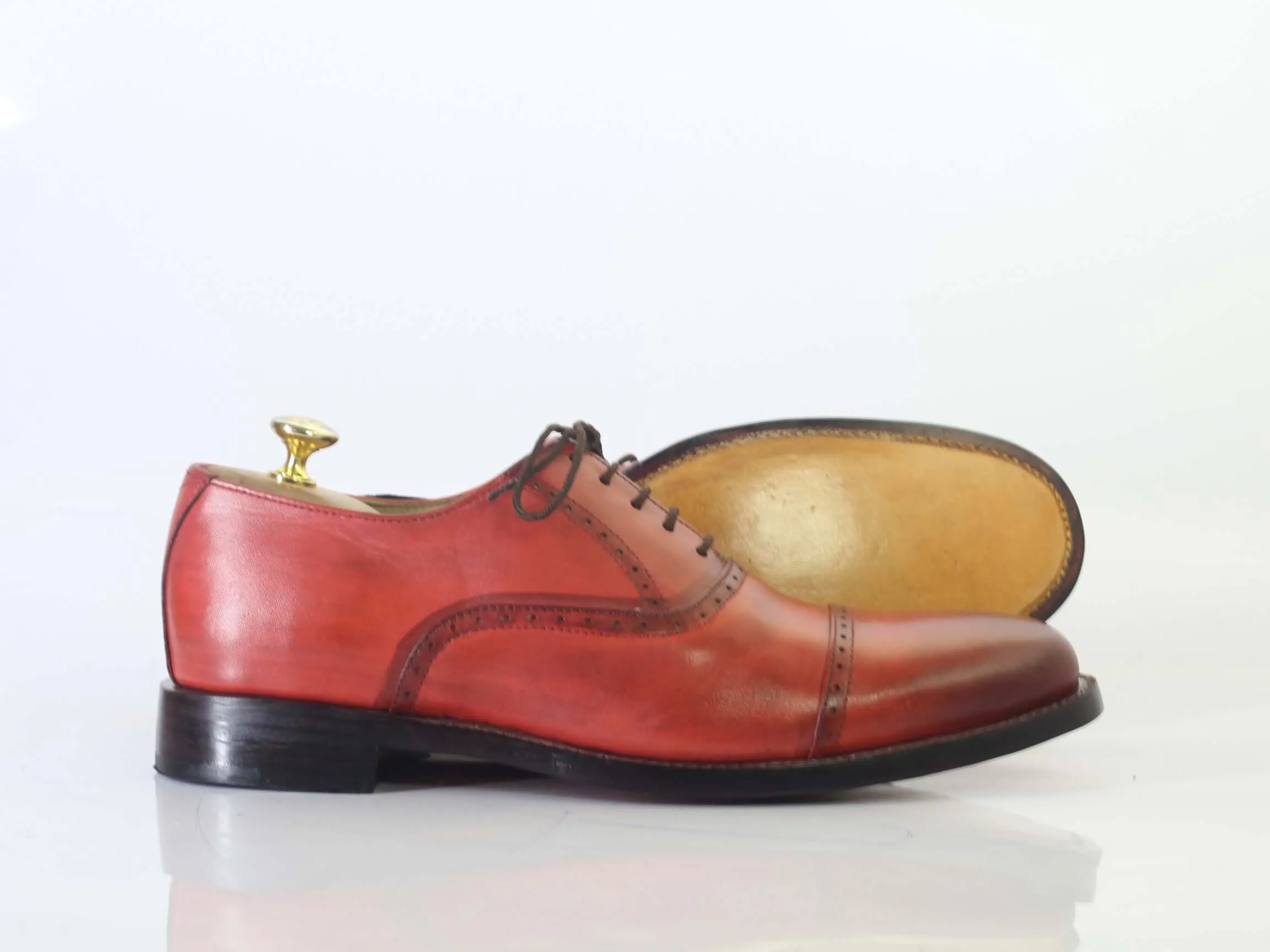 Handmade Men's Red Cap Toe Leather Lace Up Shoes, Men Designer Dress Formal Luxury Shoes