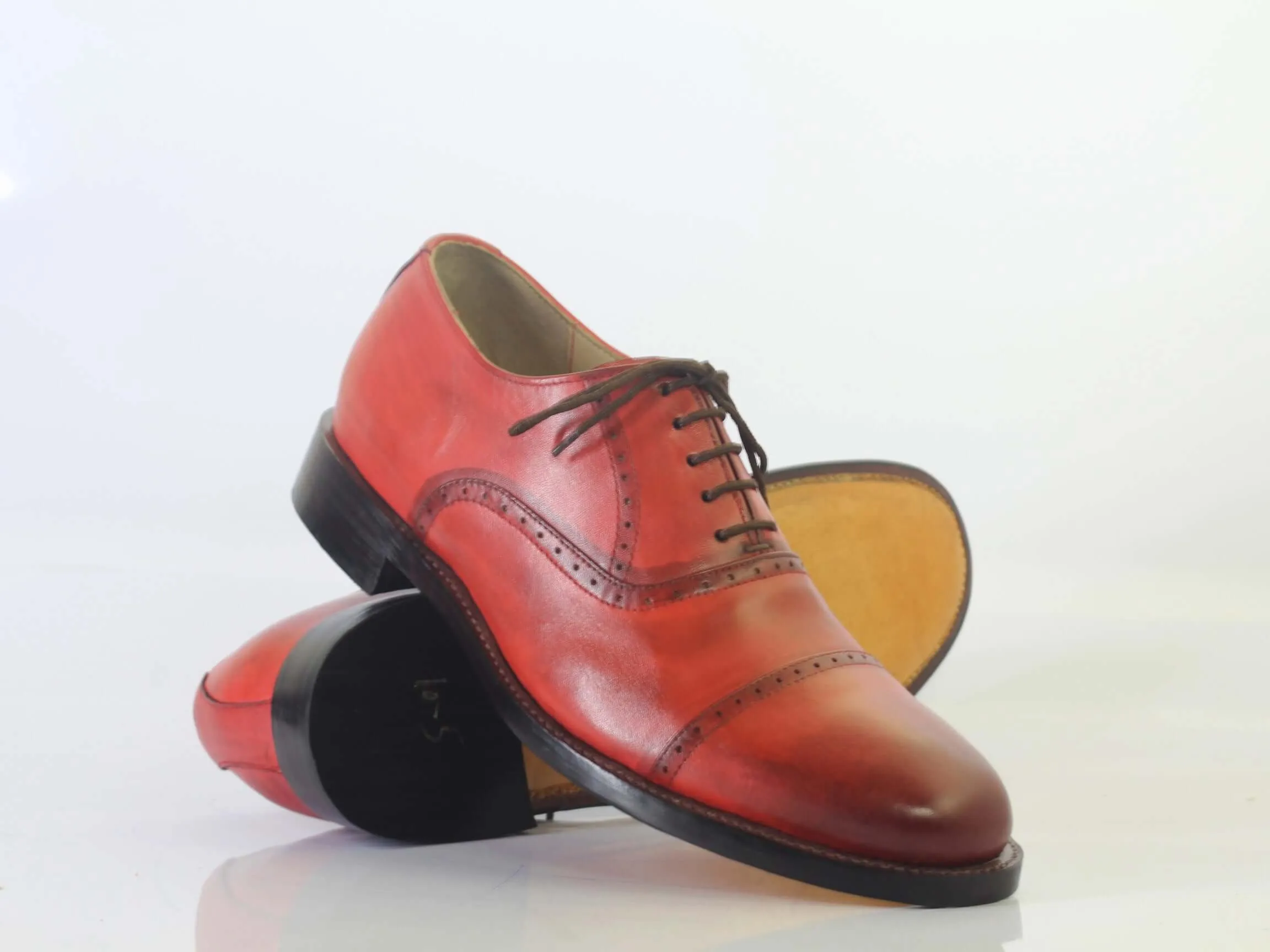 Handmade Men's Red Cap Toe Leather Lace Up Shoes, Men Designer Dress Formal Luxury Shoes