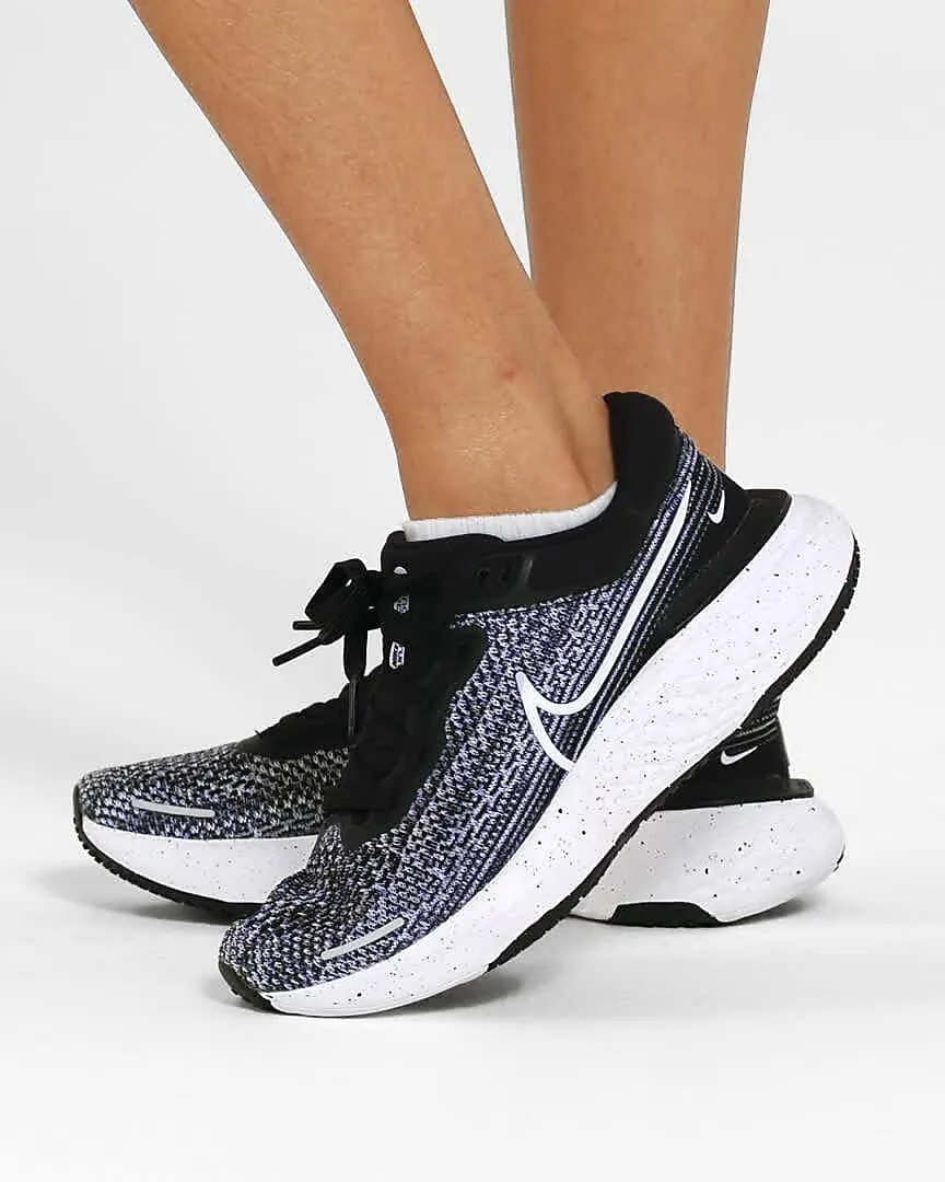 NIKE ZOOMX INVINCIBLE RUN FLYKNIT